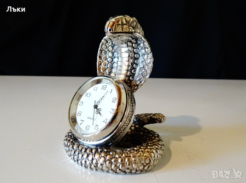 Seiko посребрен настолен часовник Кобра,Змия.  , снимка 1