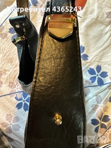 Дамска малка ежедневна черна чанта с регулираща се дължина , снимка 6 - Чанти - 52709963