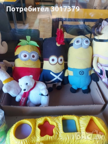 Миньони, снимка 2 - Плюшени играчки - 52376765