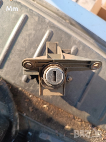 ключалка заден капак а4 б5 комби