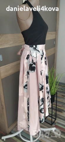 Рокля за повод