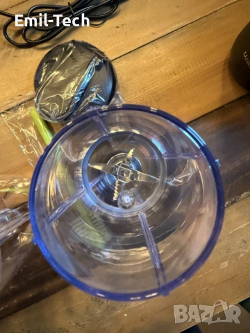 Нови-Блендер 1000W + 2 чаши 600ml + подарък ножове (8 части), снимка 5 - Блендери - 54229447