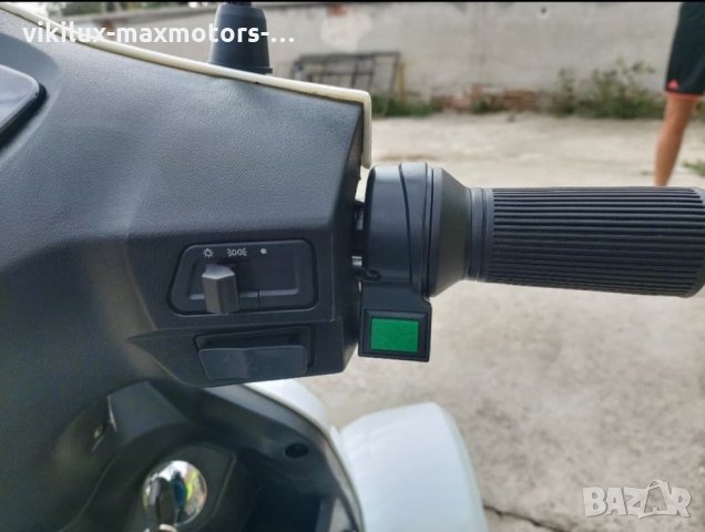 Електрическа едноместна mod. Famous 2022 brow MaXmotors топ качество 3180 лв, снимка 8 - Инвалидни скутери - 34461828