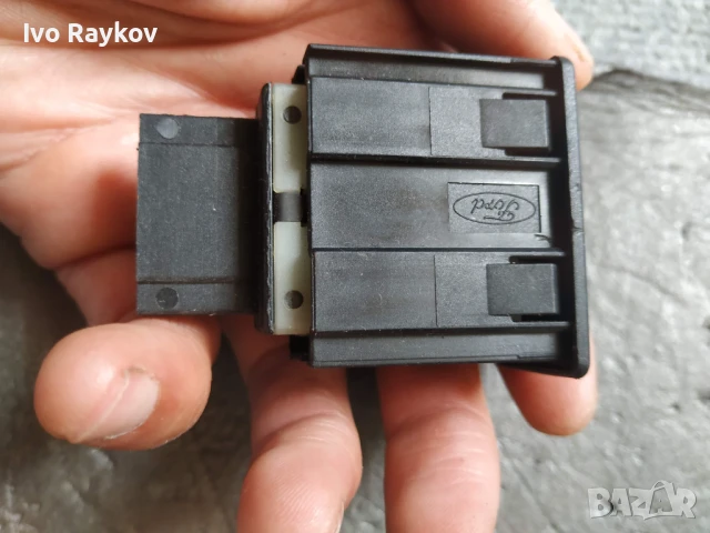 Бутон, ниво на фарове за FORD Maverick 2 , YL8413K196, снимка 2 - Части - 51051589