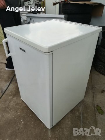 малък хладилник  Zanusi, снимка 2 - Хладилници - 38100335