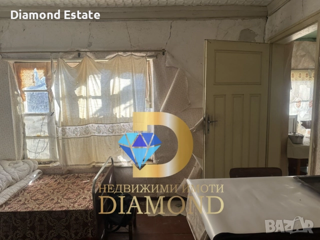 Едноетажна къща с двор в село Златна ливада, общ. Чирпан, снимка 7 - Къщи - 52872827