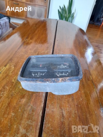 Старо автомобилно табло,контролни уреди