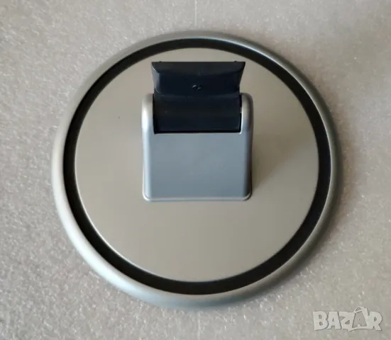 LCD монитор Philips 170S – 17", снимка 7 - Монитори - 49931651