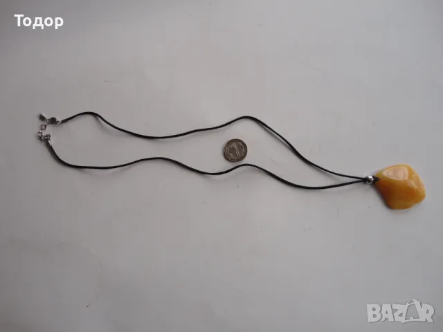 Колие гердан бакелит кехлибар 