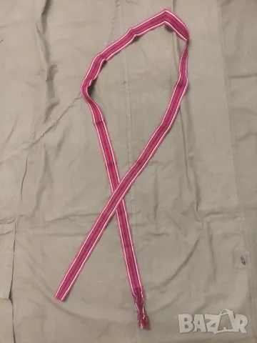 Продавам старо коланче за носия