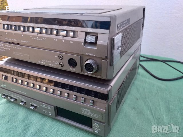 JVC Видео,тунер,адаптер, снимка 12 - Плейъри, домашно кино, прожектори - 32150739