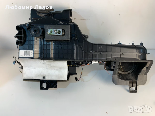 Кутия парно радиаторче парно радиаторче климатик Пежо Peugeot 5008 (09-17)г 9684492480, снимка 6 - Части - 50477152