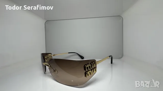Miu Miu Y2K хит топ модел 2026
