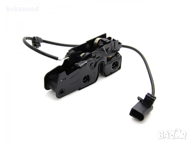 Машинка за заключване на преден капак Audi A4 B8, снимка 3 - Части - 44530394