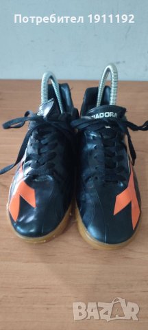 Diadora. Футболни обувки стоножки. 37, снимка 4 - Футбол - 40866428