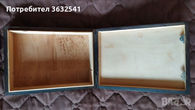 Продавам стара дървена кутия за бижута , снимка 4 - Други - 40242799