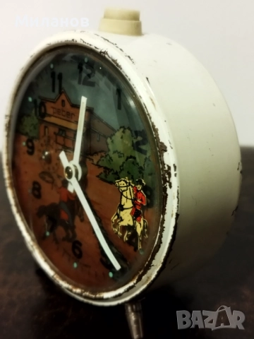 Стар анимиран будилник, настолен часовник, снимка 4 - Антикварни и старинни предмети - 52318316