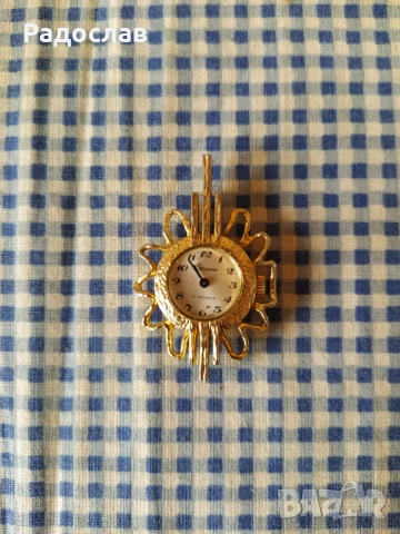 стар швейцарски часовник - медальон 