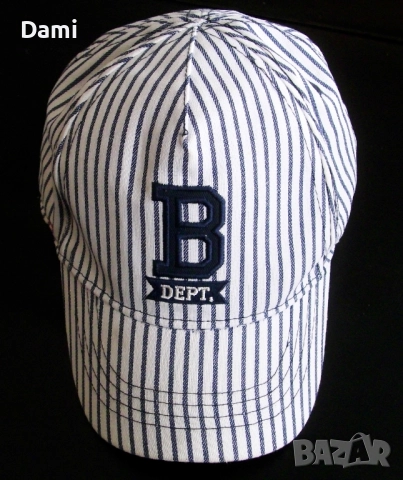 Детска бебешка шапка Н&М с извита козирка , снимка 3 - Бебешки шапки - 52892088