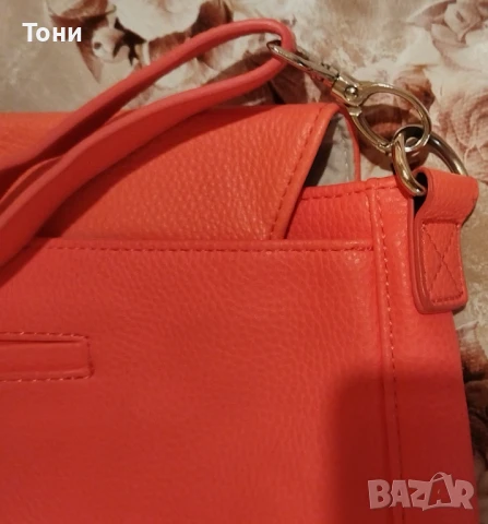 Нова Кожена Дамска Чанта , снимка 5 - Чанти - 51380430