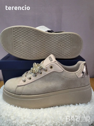 Нови кецки с пеперуда, снимка 2 - Кецове - 53960697