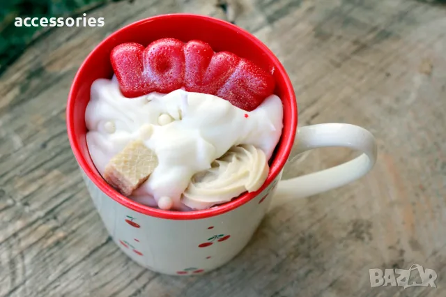 Ръчно изработена ароматна свещ специално за Свети Валентин, снимка 3 - Декорация за дома - 48819419