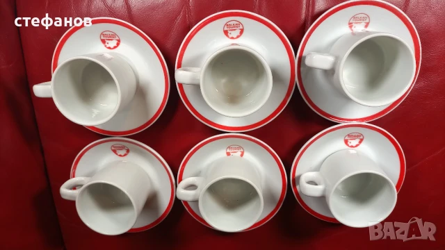 Порцеланов комплект за кафе, 6 чинийки и 6 чаши, балкан турист, балкантурист, червена щампа