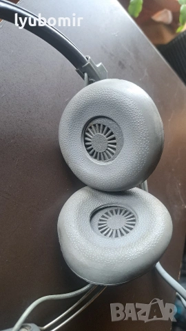 AKG K-150, снимка 3 - Слушалки и портативни колонки - 54061936