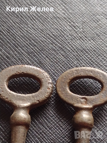 Два стари ключа от соца за КОЛЕКЦИЯ ДЕКОРАЦИЯ БИТОВ КЪТ 41021, снимка 2 - Други ценни предмети - 44709644