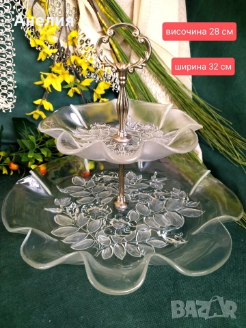 Етежерка двуетажна красота 