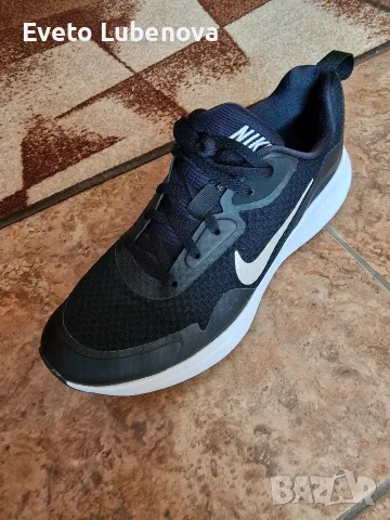 Маратонки Nike 41 номер, снимка 2 - Маратонки - 55725235