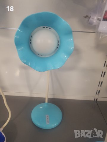 Настолна лампа, снимка 2 - Настолни лампи - 40423671