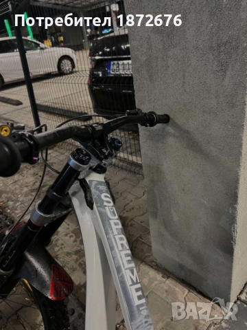 Продавам колело Commencal Supreme V4, снимка 4 - Велосипеди - 52777728