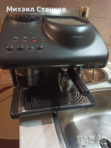 Полуавтоматична кафе машина с вградена кафемелсчка , снимка 2 - Кафемашини - 52560151
