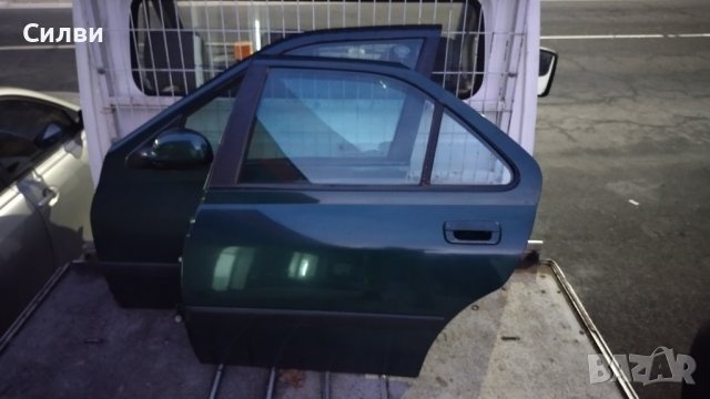 Врати за Пежо 406 от Peugeot 406 Pejo лява дясна предна задна врата шофйорска пасажерска, снимка 4 - Части - 39131345