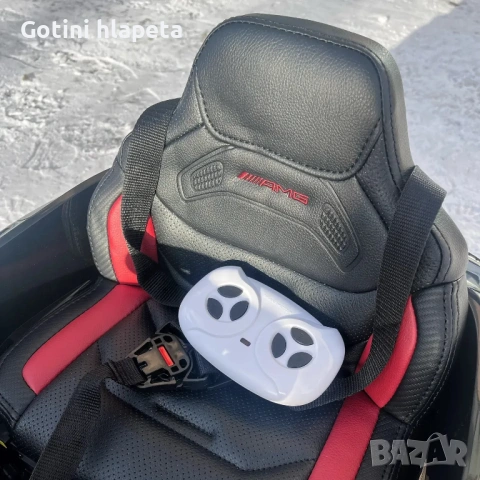 Акумулаторна КОЛА GLE63 4X4 12V,MP3 плейър, снимка 10 - Детски велосипеди, триколки и коли - 53248310