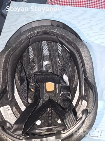 велосипедна каска ABUS Urban-I, снимка 2 - Спортна екипировка - 56450972