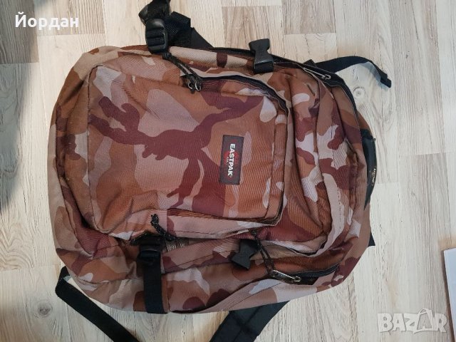 Раница Eastpack перфектно състояние. Голяма