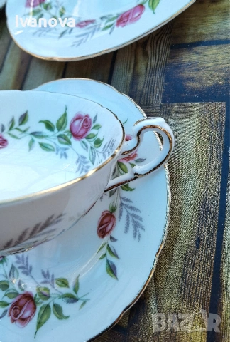 Комплект за чай от английски фин костен порцелан Paragon, снимка 5 - Сервизи - 53251782