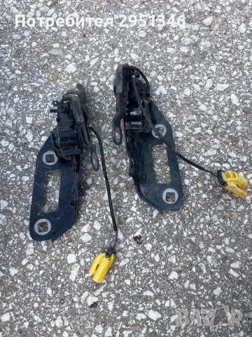 Панти преден капак Porsche Panamera 970