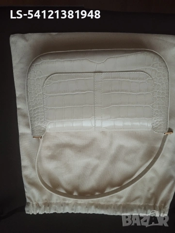 Дамска чанта BY FAR, снимка 2 - Чанти - 54061601