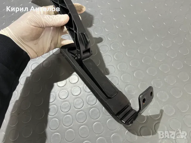 Педала на газта за Mercedes E-class W210, снимка 5 - Части - 50309234