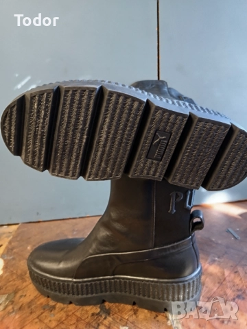 Дамски боти PUMA, снимка 4 - Маратонки - 52735274