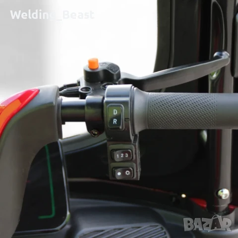 Триместна Електрическа триколка X3+ 1500W / 48V/ 20Ah - Червена, снимка 5 - Мотоциклети и мототехника - 51284499