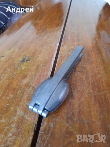 Стар кухненски инструмент,преса,форма, снимка 2 - Други ценни предмети - 38076961