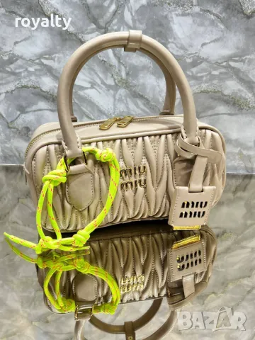 Miu Miu дамски чанти Различни цветове , снимка 4 - Чанти - 49180930