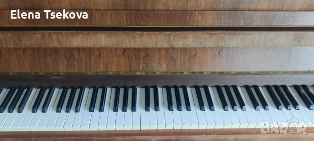 Пиано Petrof, снимка 1