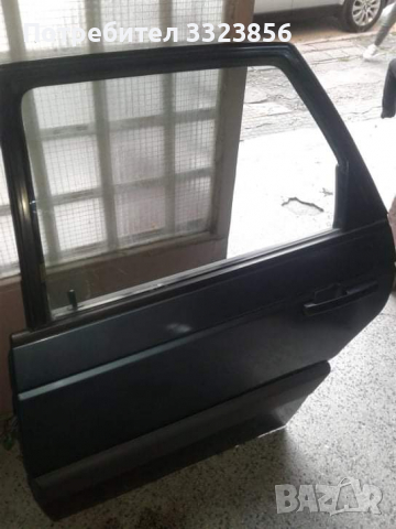 Врати за Volkswagen Passat Sedan B3, снимка 2 - Части - 36424896