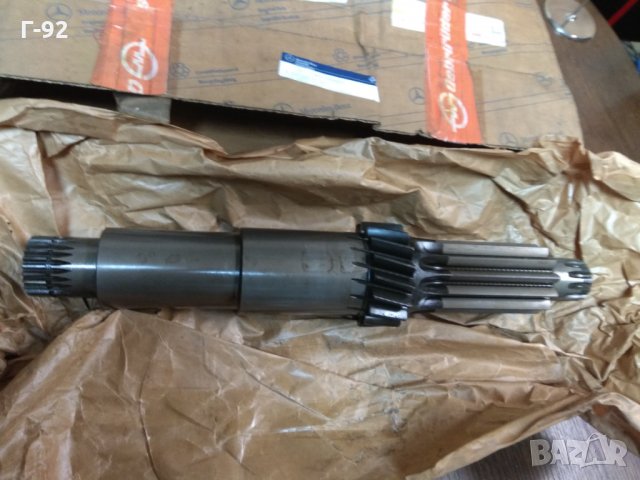 A0002600124=A000260072**НОВО**MERCEDES* Вторичен вал, ръчна скоростна кутия, ZF,S 6 90+GV 90 ,S 6-90