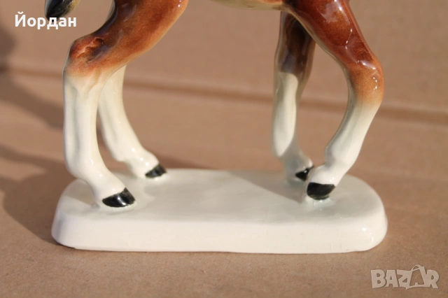 Порцеланова фигурка на конче, снимка 4 - Колекции - 53877291